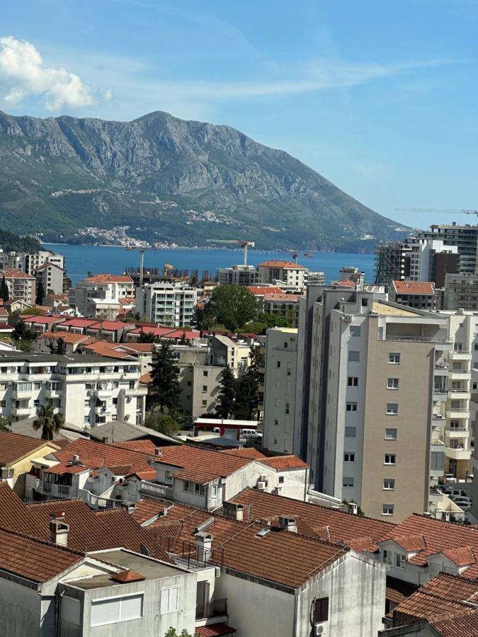 Deniz Manzarali Ferah