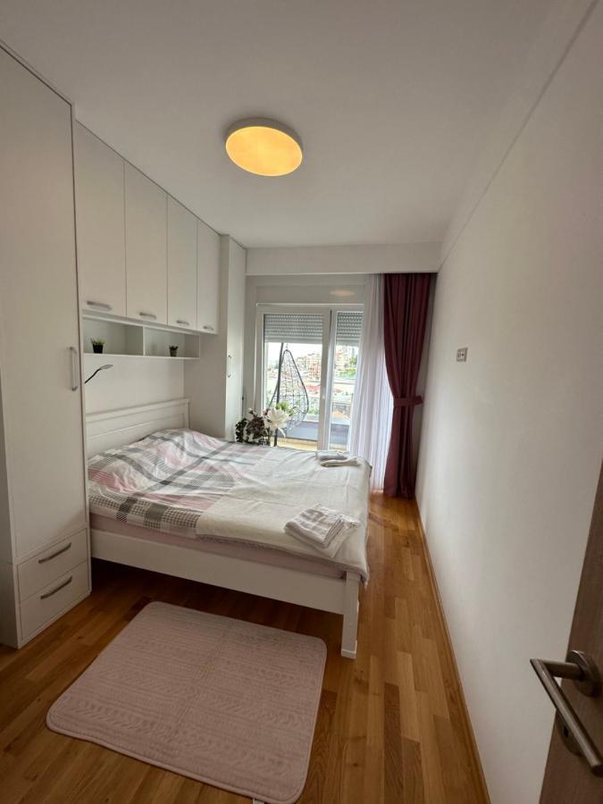 Deniz Manzarali Ferah Apartment Budva