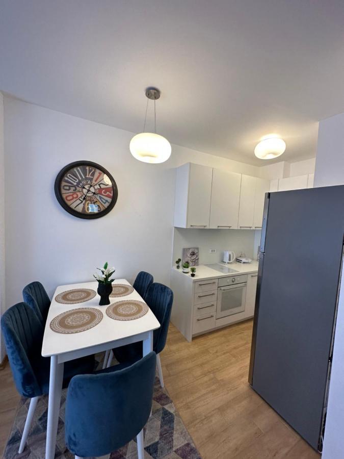 Deniz Manzarali Ferah Apartment
